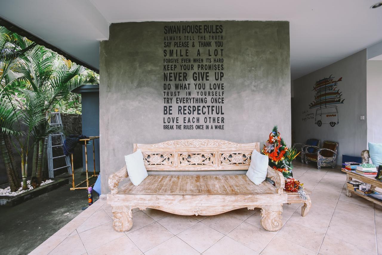 Swan House Canggu Hotel Buitenkant foto