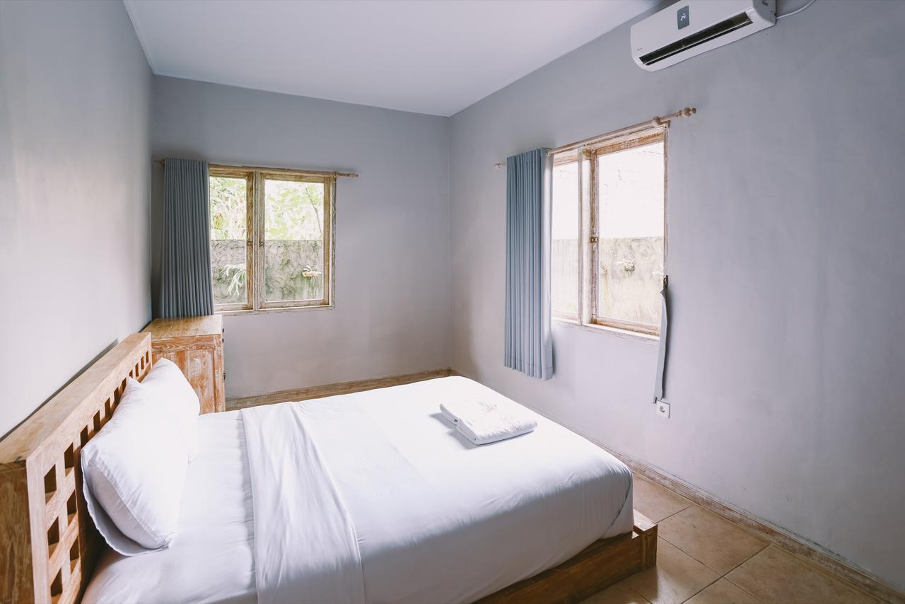 Swan House Canggu Hotel Buitenkant foto