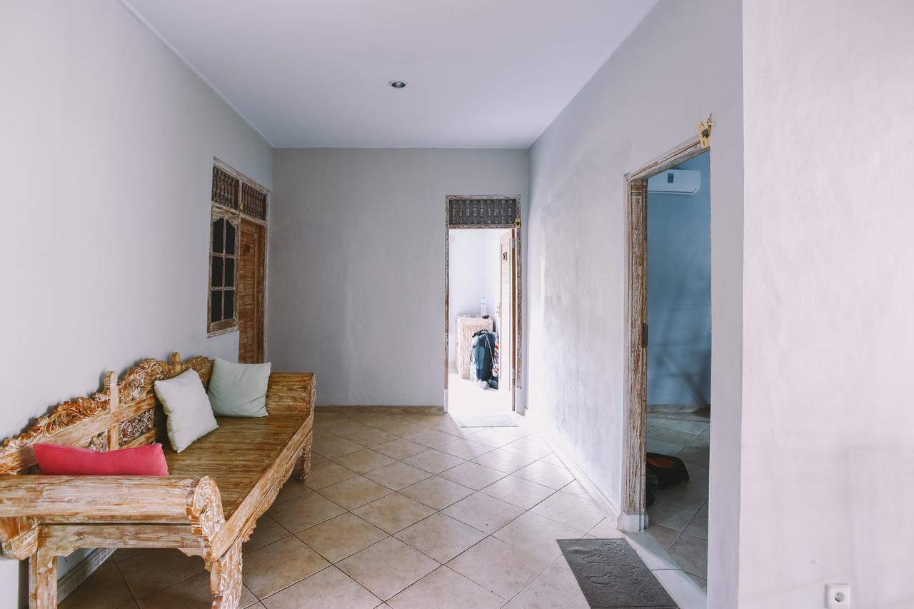 Swan House Canggu Hotel Buitenkant foto