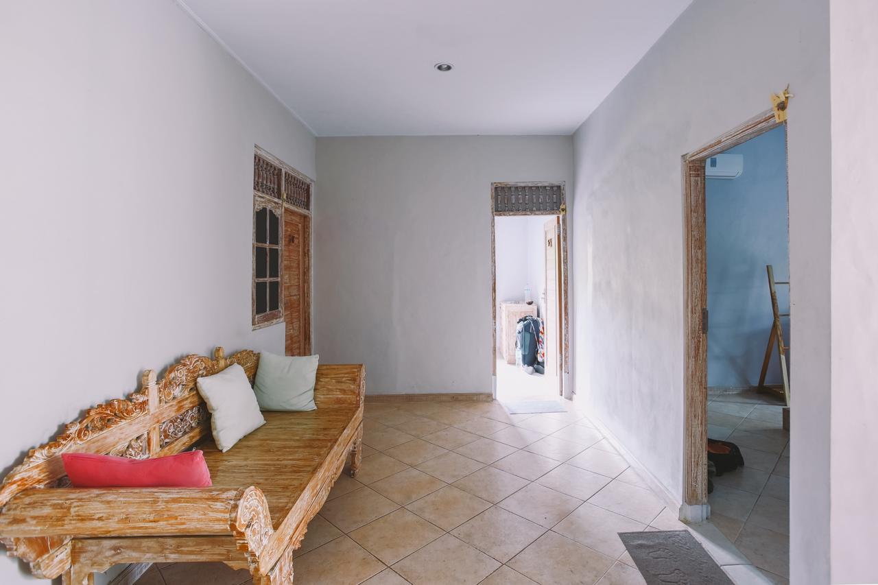 Swan House Canggu Hotel Buitenkant foto