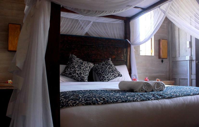 Swan House Canggu Hotel Buitenkant foto